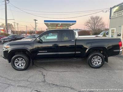 2016 Toyota Tacoma SR5 V6   - Photo 3 - Seekonk, MA 02771