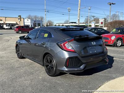 2017 Honda Civic EX-L w/Navi w/Honda Sensing   - Photo 7 - Seekonk, MA 02771