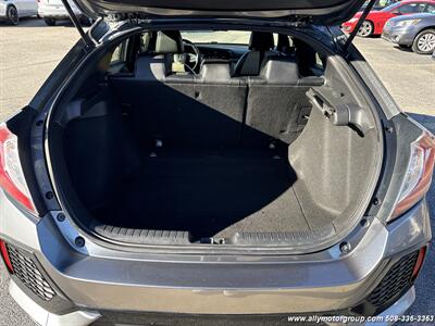 2017 Honda Civic EX-L w/Navi w/Honda Sensing   - Photo 14 - Seekonk, MA 02771