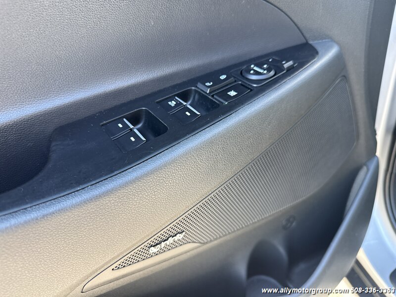 2021 Hyundai Tucson LIMITED - Photo 18 - Seekonk, MA 02771