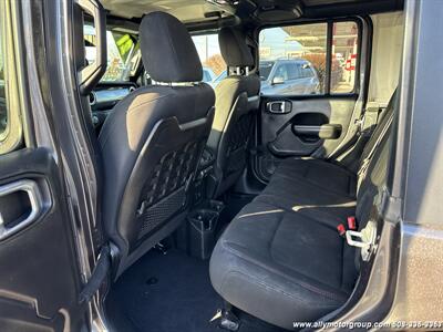 2021 Jeep Wrangler Unlimited Rubicon   - Photo 16 - Seekonk, MA 02771