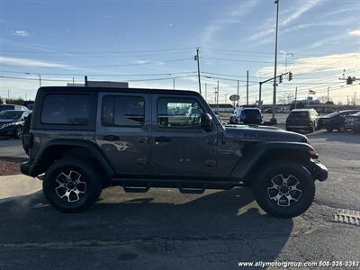 2021 Jeep Wrangler Unlimited Rubicon   - Photo 4 - Seekonk, MA 02771
