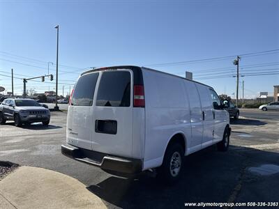 2011 Chevrolet Express 2500 - Photo 5 - Seekonk, MA 02771