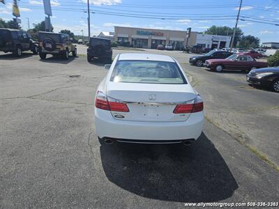 2013 Honda Accord EX-L V6 w/Navi   - Photo 6 - Seekonk, MA 02771
