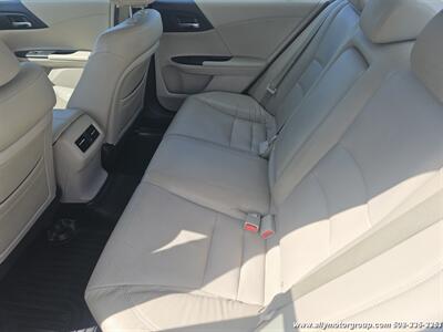 2013 Honda Accord EX-L V6 w/Navi   - Photo 9 - Seekonk, MA 02771
