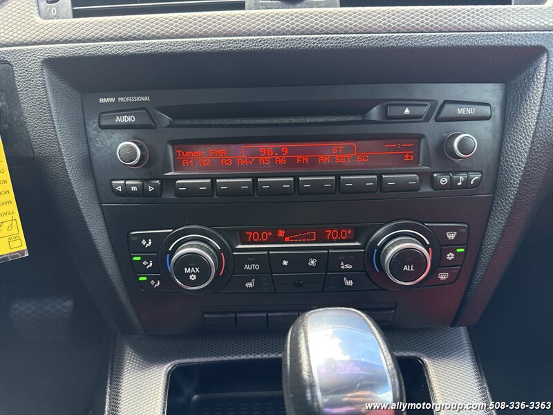 2012 BMW 3 Series 335i xDrive - Photo 18 - Seekonk, MA 02771