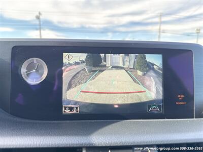 2021 Lexus ES 350   - Photo 21 - Seekonk, MA 02771