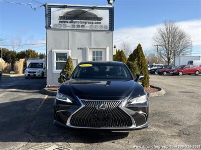 2021 Lexus ES 350   - Photo 2 - Seekonk, MA 02771