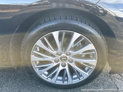 2021 Lexus ES 350   - Photo 13 - Seekonk, MA 02771