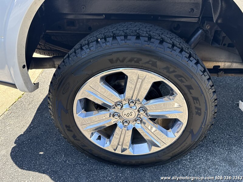 2019 Ford F-150 Limited - Photo 11 - Seekonk, MA 02771