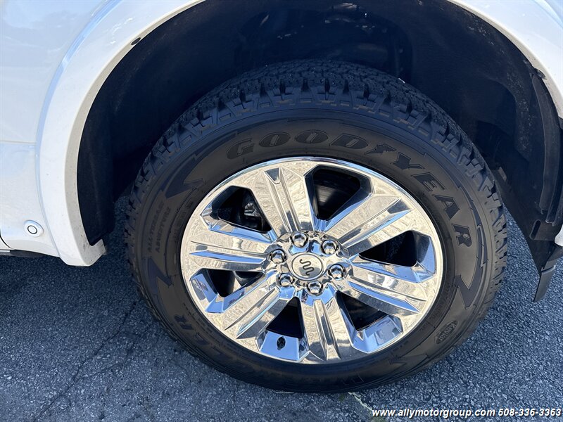 2019 Ford F-150 Limited - Photo 12 - Seekonk, MA 02771