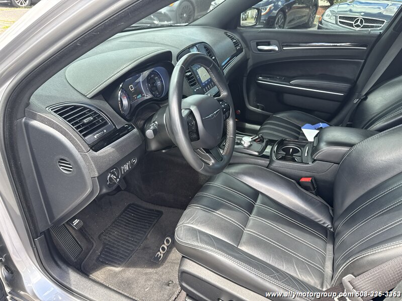 2017 Chrysler 300 S - Photo 20 - Seekonk, MA 02771