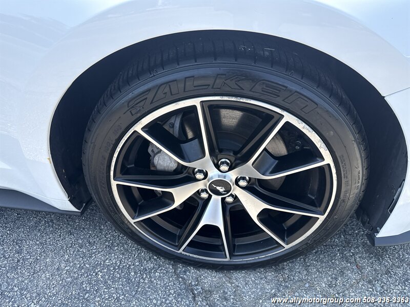 2020 Ford Mustang EcoBoost - Photo 12 - Seekonk, MA 02771