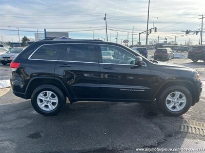 2015 Jeep Grand Cherokee Laredo E   - Photo 7 - Seekonk, MA 02771