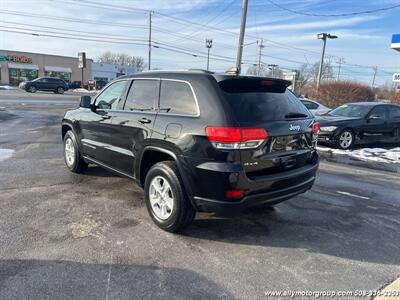 2015 Jeep Grand Cherokee Laredo E   - Photo 4 - Seekonk, MA 02771