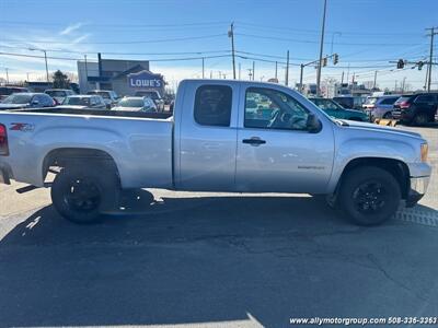 2011 GMC Sierra 1500 SLE   - Photo 7 - Seekonk, MA 02771