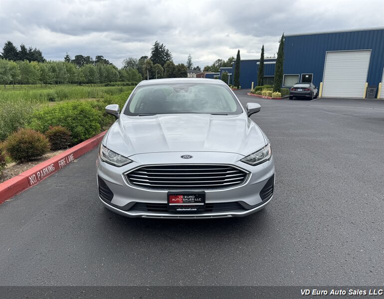 2019 Ford Fusion SE  Clean title!