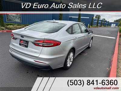2019 Ford Fusion SE  Clean title! - Photo 4 - Portland, OR 97218