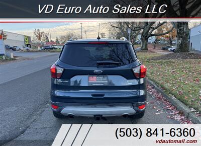 2019 Ford Escape Titanium  AWD - Photo 6 - Portland, OR 97218