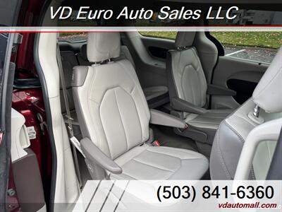2020 Chrysler Voyager LXi -CLEAN TITLE! - Photo 16 - Portland, OR 97218