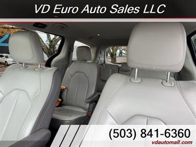 2020 Chrysler Voyager LXi -CLEAN TITLE! - Photo 17 - Portland, OR 97218