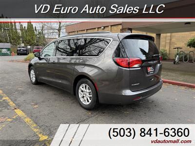 2021 Chrysler Voyager LXi -CLEAN TITLE! - Photo 8 - Portland, OR 97218