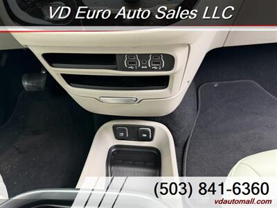 2021 Chrysler Voyager LXi -CLEAN TITLE! - Photo 13 - Portland, OR 97218