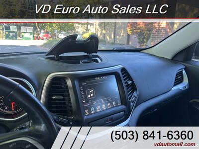 2016 Jeep Cherokee Latitude   - Photo 18 - Portland, OR 97218