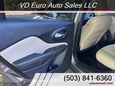 2016 Jeep Cherokee Latitude   - Photo 14 - Portland, OR 97218
