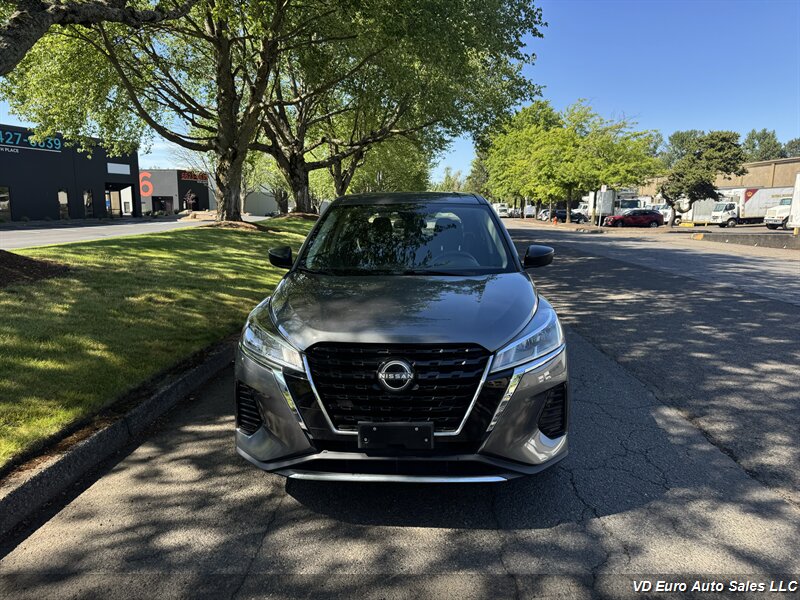 2023 Nissan Kicks S  -CLEAN TITLE!