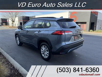 2023 Toyota Corolla Cross LE  -CLEAN TITLE! - Photo 8 - Portland, OR 97218