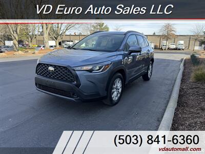 2023 Toyota Corolla Cross LE  -CLEAN TITLE! - Photo 2 - Portland, OR 97218