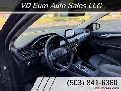 2020 Ford Escape SEL  AWD! - Photo 23 - Portland, OR 97218