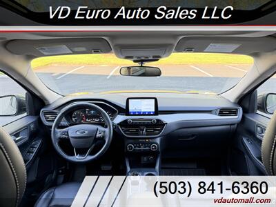 2020 Ford Escape SEL  AWD! - Photo 14 - Portland, OR 97218