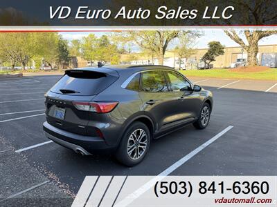 2020 Ford Escape SEL  AWD! - Photo 4 - Portland, OR 97218