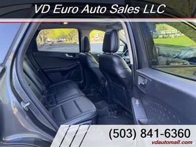 2020 Ford Escape SEL  AWD! - Photo 19 - Portland, OR 97218