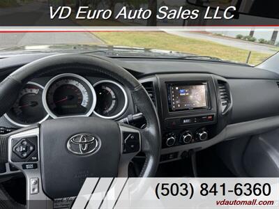 2014 Toyota Tacoma V6  4WD - Photo 22 - Portland, OR 97218