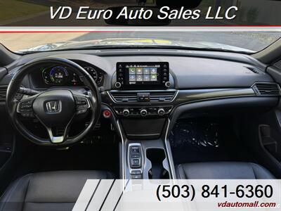 2022 Honda Accord Hybrid Sport  -CLEAN TITLE! - Photo 13 - Portland, OR 97218