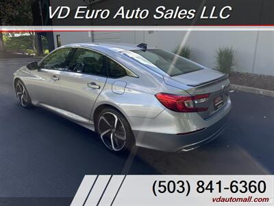 2022 Honda Accord Hybrid Sport  -CLEAN TITLE! - Photo 4 - Portland, OR 97218