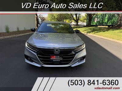 2022 Honda Accord Hybrid Sport  -CLEAN TITLE! - Photo 2 - Portland, OR 97218
