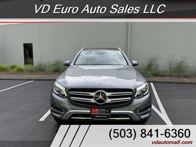 2017 Mercedes-Benz GLC GLC 300 4MATIC Clean title! - Photo 2 - Portland, OR 97218