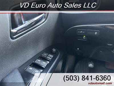 2016 Toyota Prius Two Eco   - Photo 13 - Portland, OR 97218