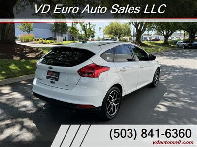 2018 Ford Focus SEL   - Photo 5 - Portland, OR 97218