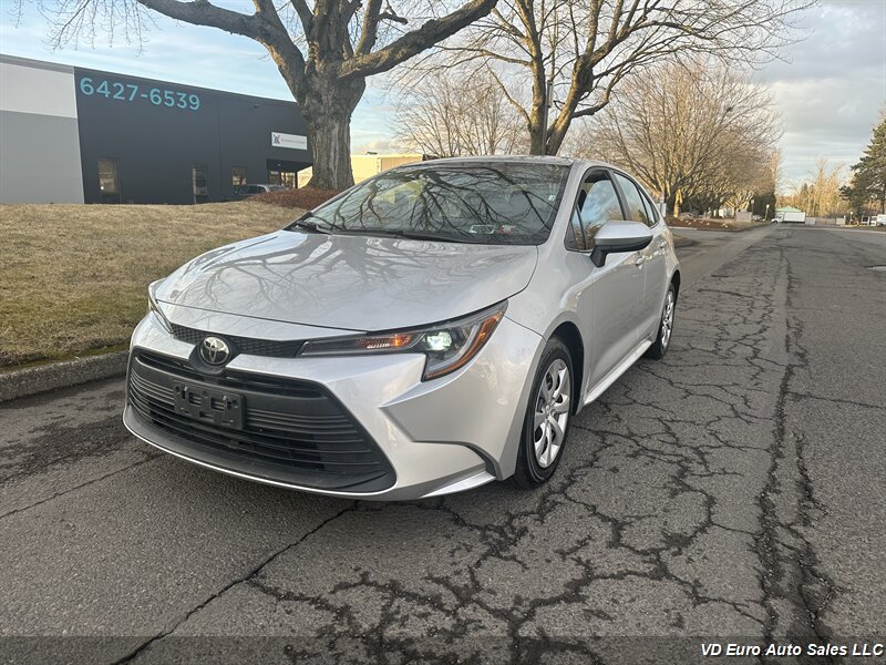 2023 Toyota Corolla LE  -CLEAN TITLE!