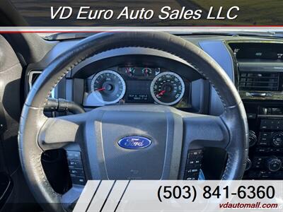 2012 Ford Escape Limited  AWD - Photo 26 - Portland, OR 97218