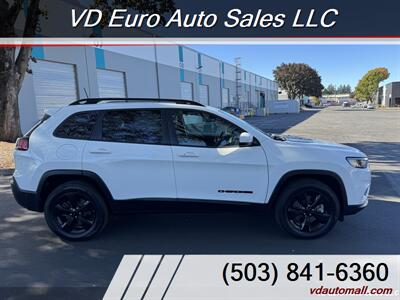 2019 Jeep Cherokee Latitude Plus  4X4 CLEAN TITLE! - Photo 7 - Portland, OR 97218