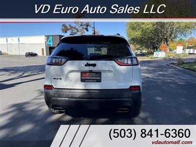 2019 Jeep Cherokee Latitude Plus  4X4 CLEAN TITLE! - Photo 5 - Portland, OR 97218