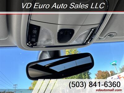 2019 Jeep Cherokee Latitude Plus  4X4 CLEAN TITLE! - Photo 27 - Portland, OR 97218