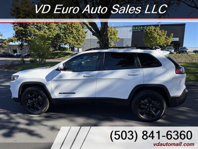 2019 Jeep Cherokee Latitude Plus  4X4 CLEAN TITLE! - Photo 8 - Portland, OR 97218