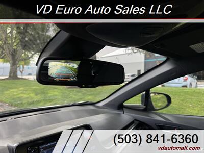 2018 Toyota C-HR XLE -CLEAN TITLE! - Photo 18 - Portland, OR 97218